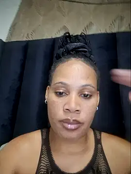 Snapshot of BootyCaramelxx chatting on April 9, 2026, 8:25 pm BootyCaramelxx online show from April 9, 2026, 8:25 pm