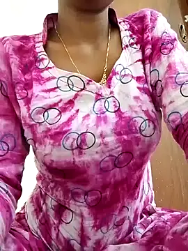 Snapshot of Sexy_Boudi650 chatting on February 27, 2026, 5:35 pm Sexy Boudi650 online show from February 27, 2026, 5:35 pm