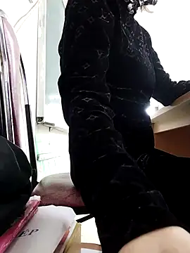 Snapshot of NIANSED chatting on February 24, 2026, 12:52 am NIANSED online show from February 24, 2026, 12:52 am