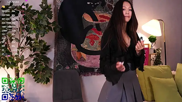 JanelBitther online show from April 2, 2026, 7:22 pm