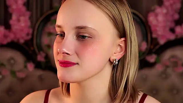 KirstinMcgeady online show from March 12, 2026, 11:27 am