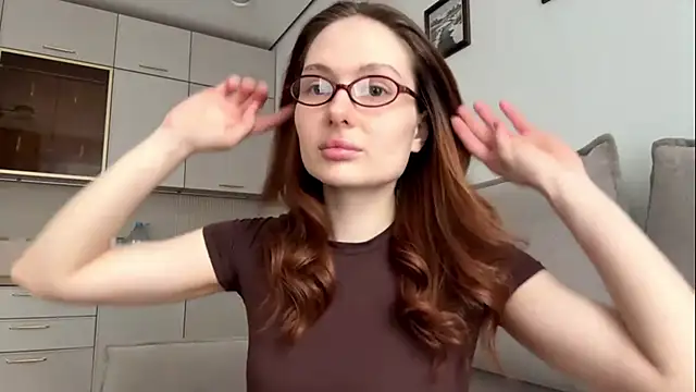 NyxaraBloom online show from February 16, 2026, 9:49 am