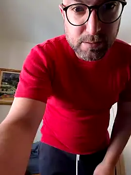 Snapshot of cetriolino chatting on May 3, 2026, 5:46 am cetriolino online show from May 3, 2026, 5:46 am