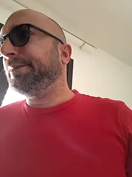 Snapshot of cetriolino chatting on May 4, 2026, 5:36 am cetriolino online show from May 4, 2026, 5:36 am