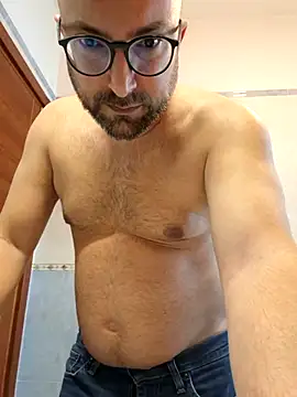 Snapshot of cetriolino chatting on May 16, 2026, 9:17 am cetriolino online show from May 16, 2026, 9:17 am