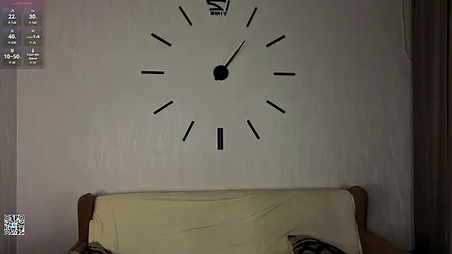 Snapshot of BeatrisRosel chatting on March 13, 2026, 6:25 pm BeatrisRosel online show from March 13, 2026, 6:25 pm