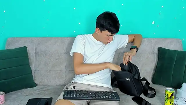 NicolasTorrez online show from March 4, 2026, 8:48 pm