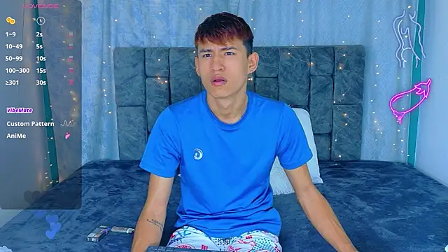 NicolasTorrez online show from April 16, 2026, 2:56 am