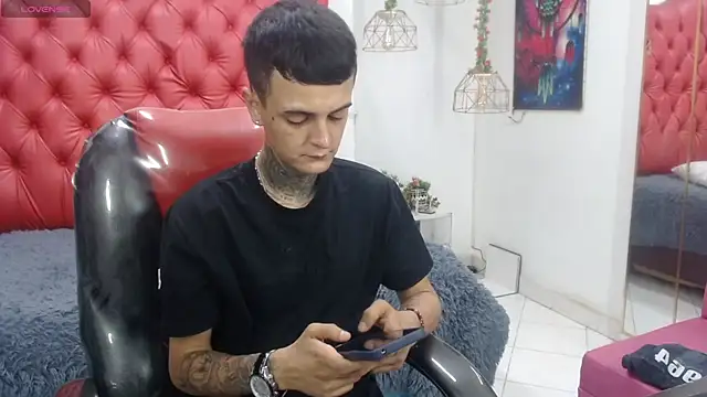 benjamin anthony online show from April 10, 2026, 4:06 am