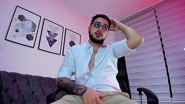 ethan grace online show from February 19, 2026, 12:23 pm