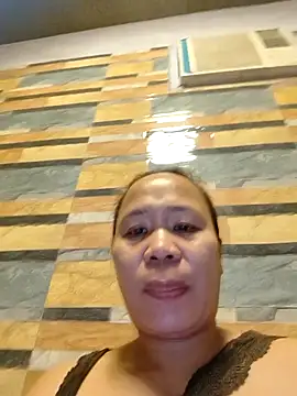 Snapshot of squirtshantal chatting on February 7, 2026, 11:25 am squirtshantal online show from February 7, 2026, 11:25 am