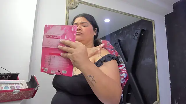 Snapshot of DarkReed chatting on February 15, 2026, 3:58 am DarkReed online show from February 15, 2026, 3:58 am