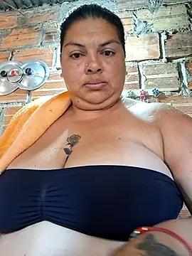 Juli Powl online show from February 26, 2026, 1:32 pm