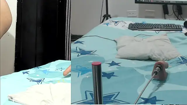 Snapshot of isabella_castro2 chatting on April 10, 2026, 3:23 am isabella castro2 online show from April 10, 2026, 3:23 am