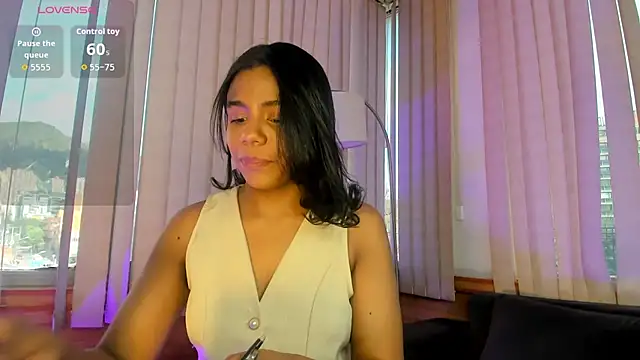 Snapshot of madii_lenon chatting on May 27, 2026, 8:28 pm madii lenon online show from May 27, 2026, 8:28 pm