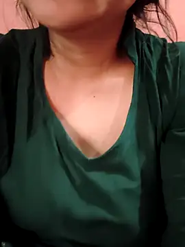 Snapshot of ANIKA-SINGH-143 chatting on February 27, 2026, 5:18 am ANIKA-SINGH-143 online show from February 27, 2026, 5:18 am