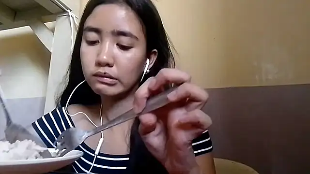 RessieAshcroft online show from February 26, 2026, 7:18 am