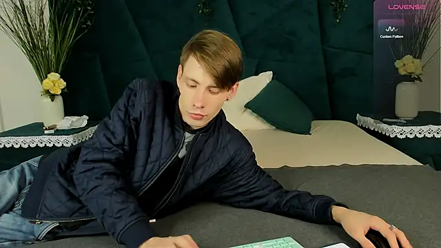 Erick Wilson online show from December 1, 2025, 7:24 am