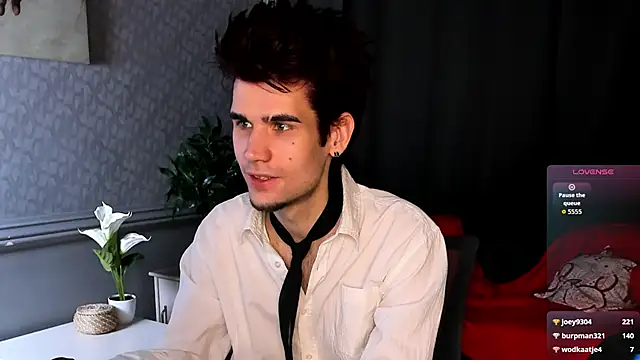 Snapshot of trevor_dreams chatting on February 12, 2026, 12:55 pm trevor dreams online show from February 12, 2026, 12:55 pm