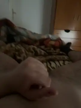 jacobbb5 online show from April 5, 2026, 2:58 pm