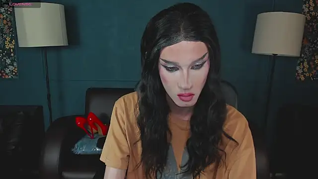 MadisonEsprit online show from March 25, 2026, 10:10 am