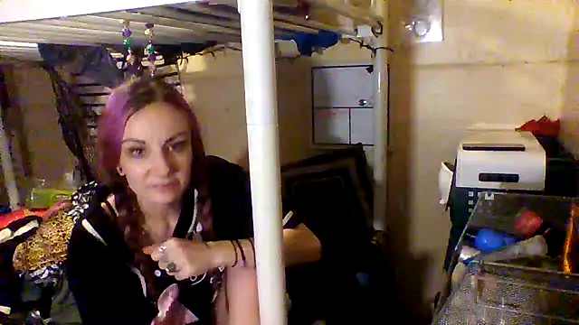 issyamazin online show from March 3, 2026, 10:59 pm