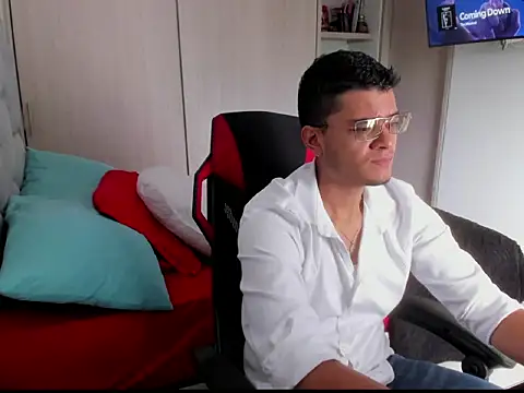 FredericSloan online show from February 16, 2026, 4:03 pm