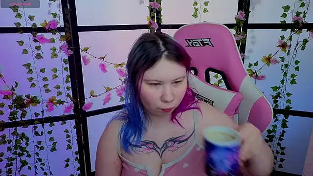 Snapshot of kitsune_little chatting on July 16, 2026, 3:34 am kitsune little online show from July 16, 2026, 3:34 am