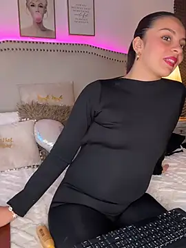 Snapshot of luisa__rosse chatting on February 27, 2026, 11:32 am luisa rosse online show from February 27, 2026, 11:32 am