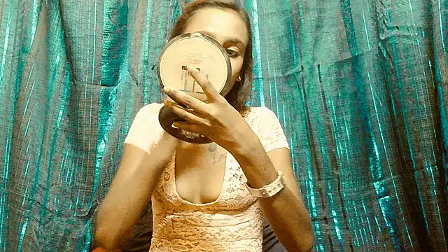 Snapshot of SassyXindian chatting on March 13, 2026, 6:53 am SassyXindian online show from March 13, 2026, 6:53 am