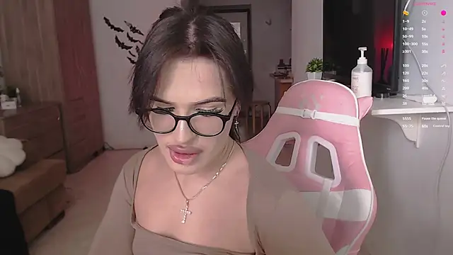 Snapshot of ShayL1sse chatting on February 26, 2026, 10:36 am ShayL1sse online show from February 26, 2026, 10:36 am