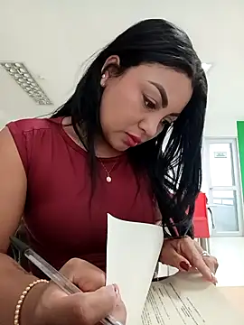 Snapshot of ValeriaVilla2 chatting on February 17, 2026, 1:18 pm ValeriaVilla2 online show from February 17, 2026, 1:18 pm