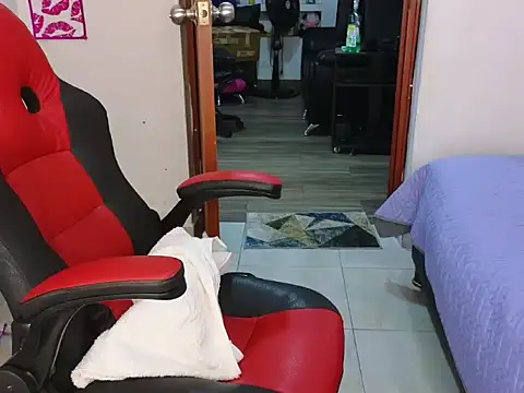 Snapshot of CandyyMonroe chatting on February 16, 2026, 1:07 pm CandyyMonroe online show from February 16, 2026, 1:07 pm