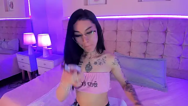 Snapshot of Megan_Morphy chatting on February 21, 2026, 1:12 pm Megan Morphy online show from February 21, 2026, 1:12 pm