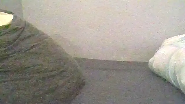 Snapshot of BonneQueueBonjour chatting on February 18, 2026, 11:01 pm BonneQueueBonjour online show from February 18, 2026, 11:01 pm