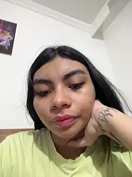 eimmy  skinny online show from March 25, 2026, 11:44 pm