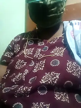 tamilkaviya431 online show from April 2, 2026, 3:53 pm