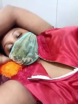 tamilkaviya431 online show from May 3, 2026, 1:17 pm