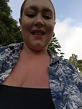 Freckless  online show from February 21, 2026, 8:43 pm