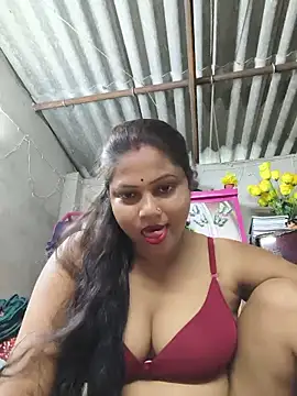 Snapshot of Kiya_6543 chatting on June 14, 2026, 1:35 pm Kiya 6543 online show from June 14, 2026, 1:35 pm