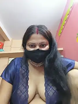 Snapshot of Kiya_6543 chatting on July 6, 2026, 5:37 pm Kiya 6543 online show from July 6, 2026, 5:37 pm