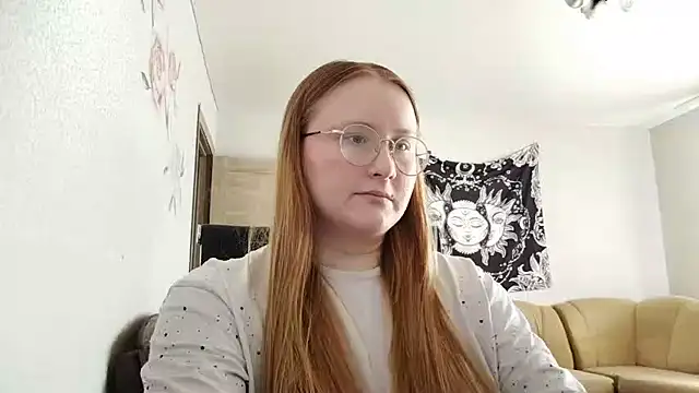 AnikaLipps online show from July 12, 2026, 2:41 pm