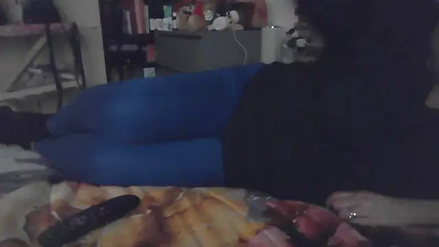 luanahot1 online show from February 16, 2026, 12:56 pm