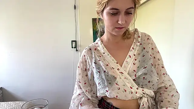 Sophiasnarl online show from February 21, 2026, 7:26 pm