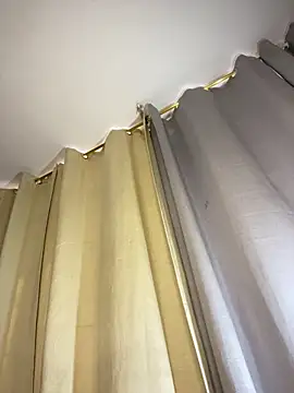 scarleth zin online show from March 29, 2026, 10:32 pm