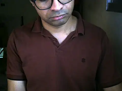 Snapshot of honeybatista chatting on June 20, 2026, 4:21 pm honeybatista online show from June 20, 2026, 4:21 pm