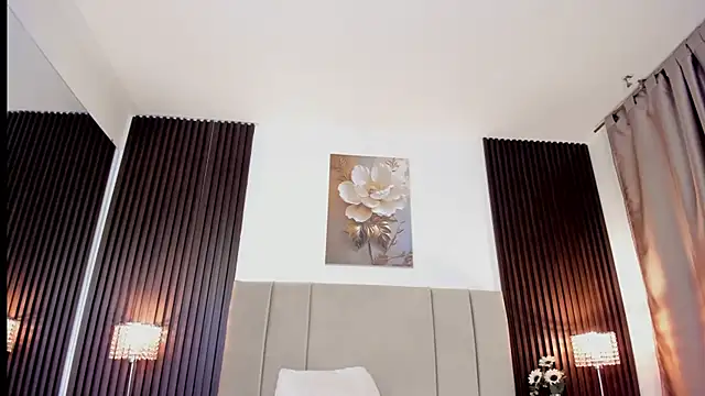  MiLa Dyva online show from May 23, 2026, 5:06 pm