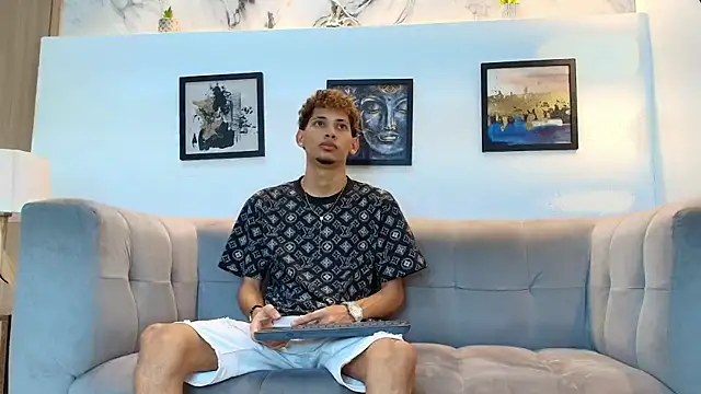YOUNG BOYS HELL online show from May 5, 2026, 1:24 am