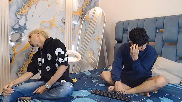 YOUNG BOYS HELL online show from May 22, 2026, 1:24 am