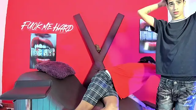 GREEN BOYS online show from February 25, 2026, 7:18 am